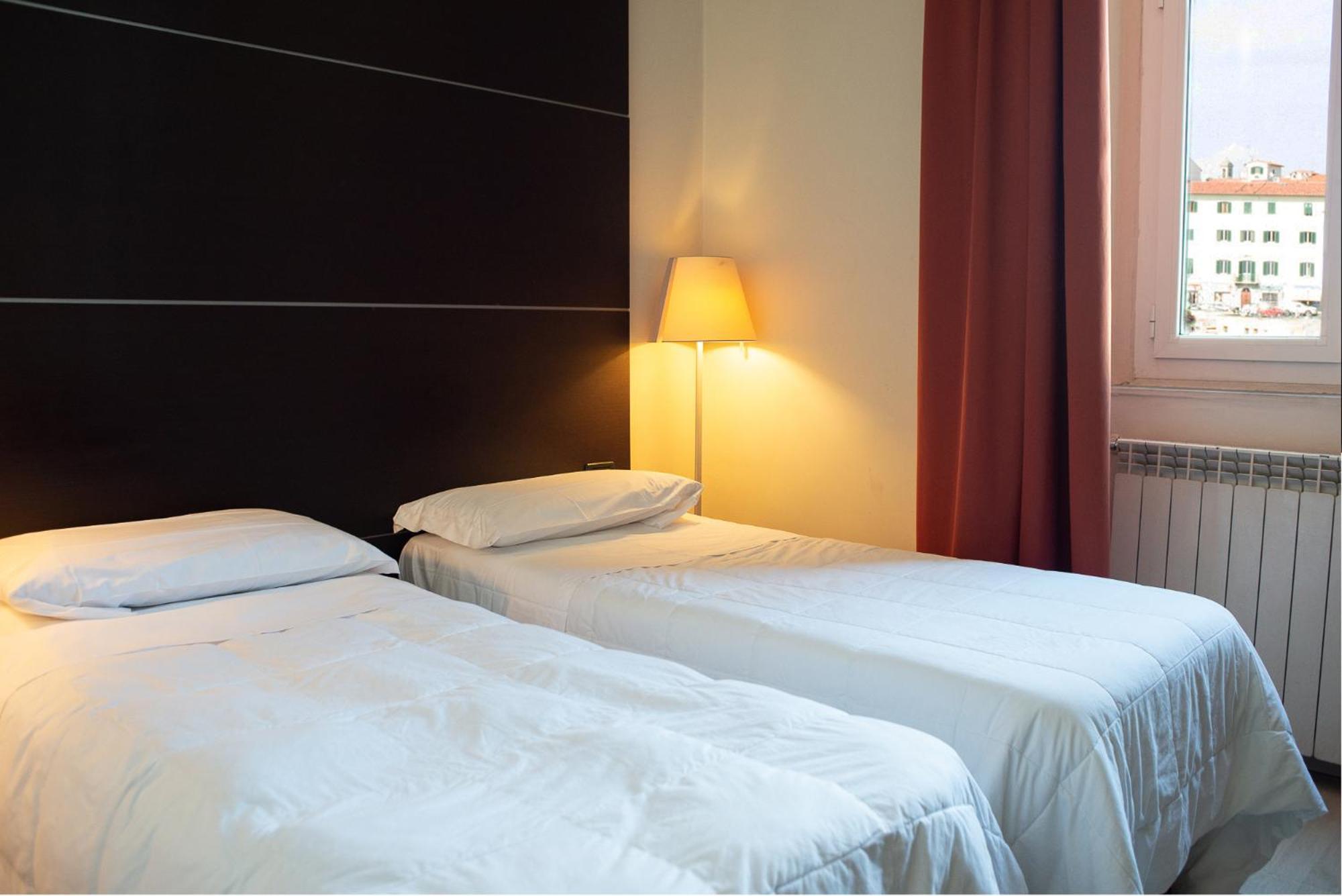 Hotel Ariston Livourne Extérieur photo